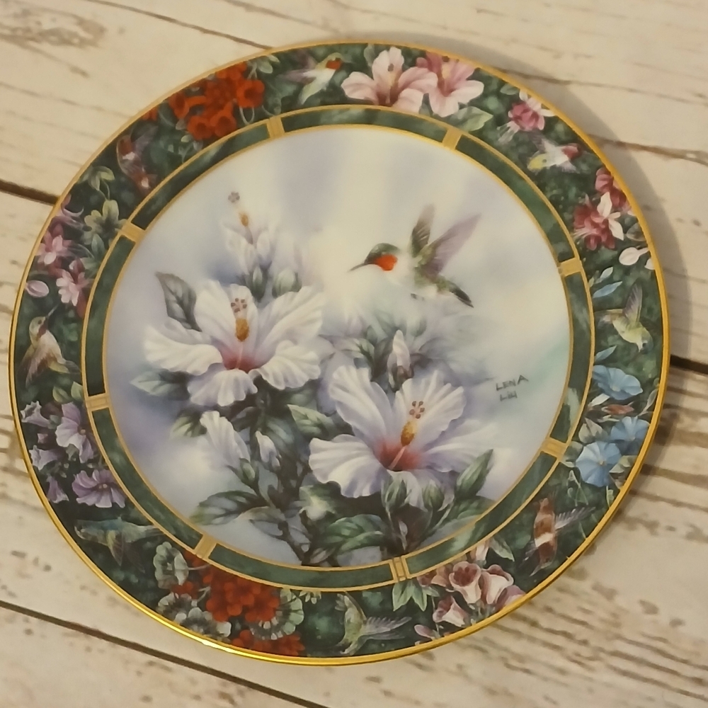 Lena Liu Floral Hummingbird Decorative Plate The Ruby-throated Hummingbird 1992